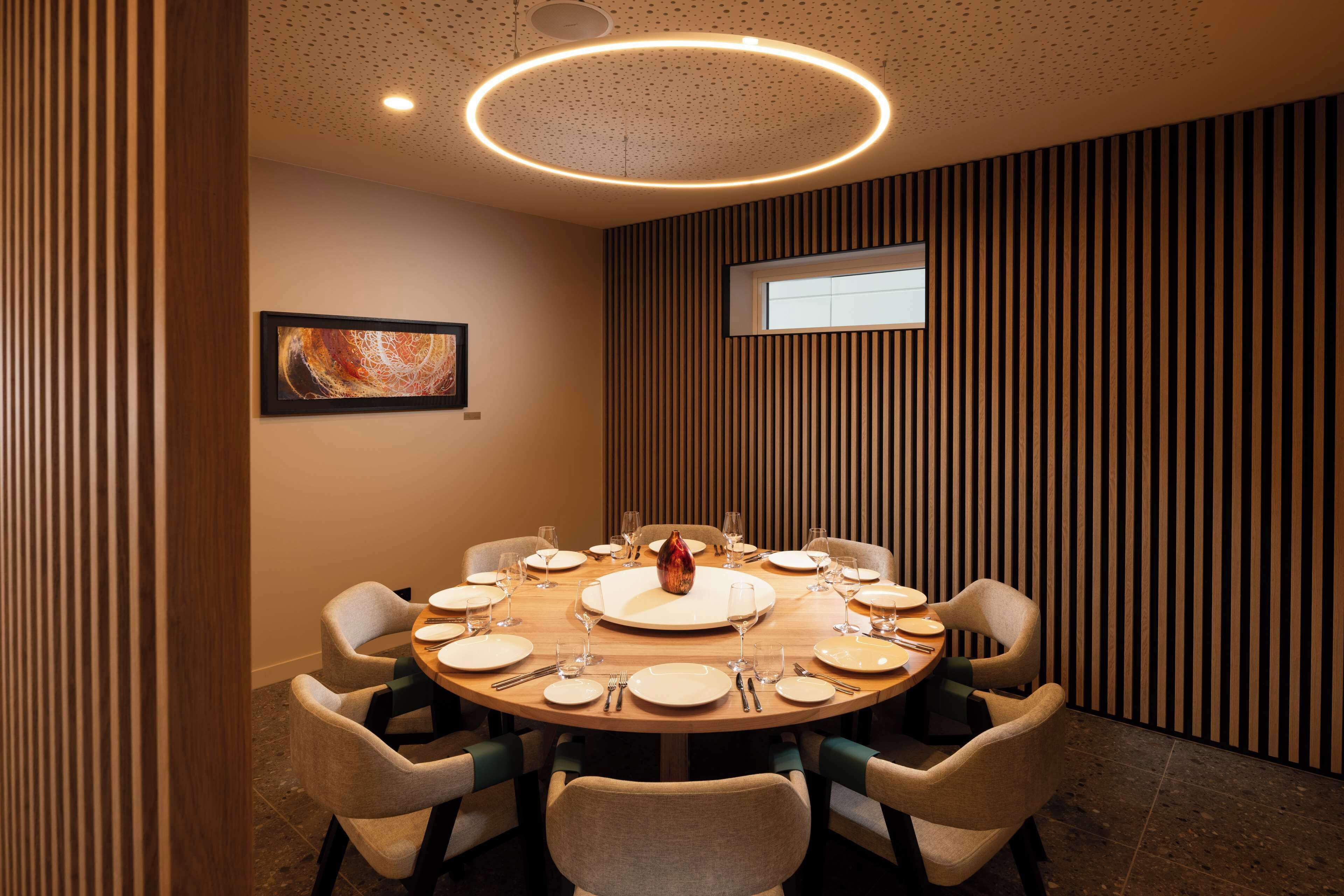 DoubleTree by Hilton Hobart