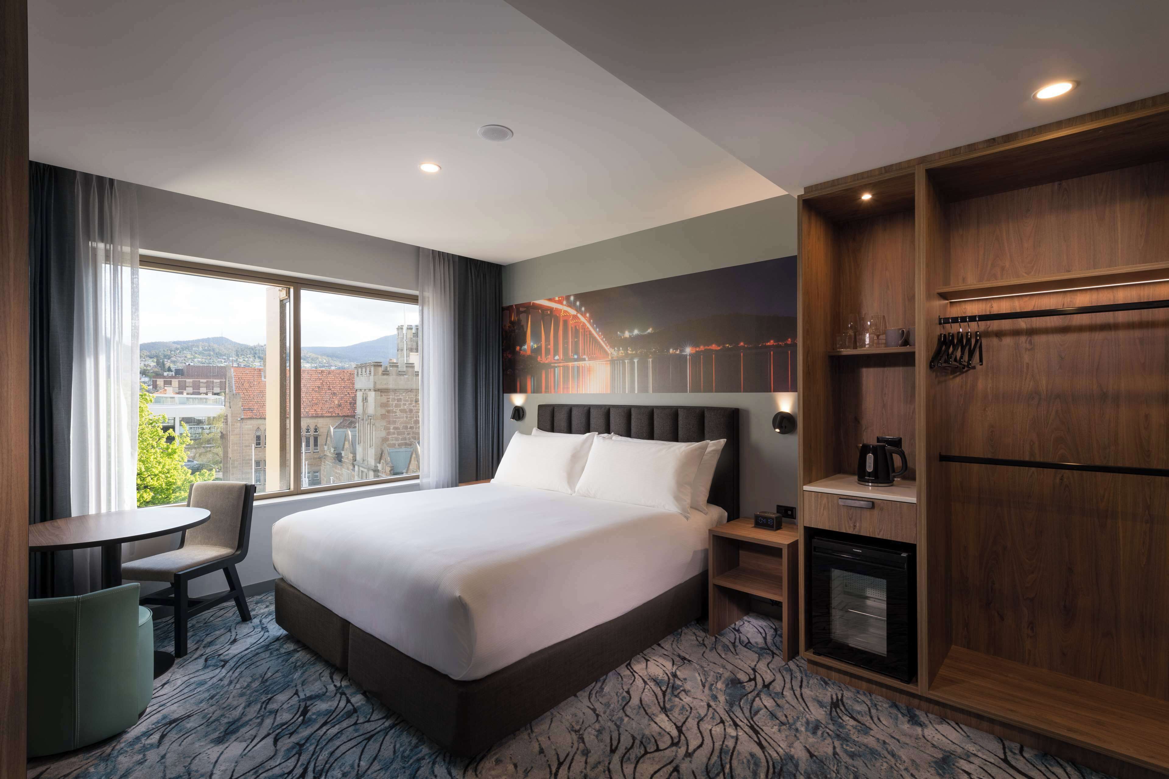 DoubleTree by Hilton Hobart