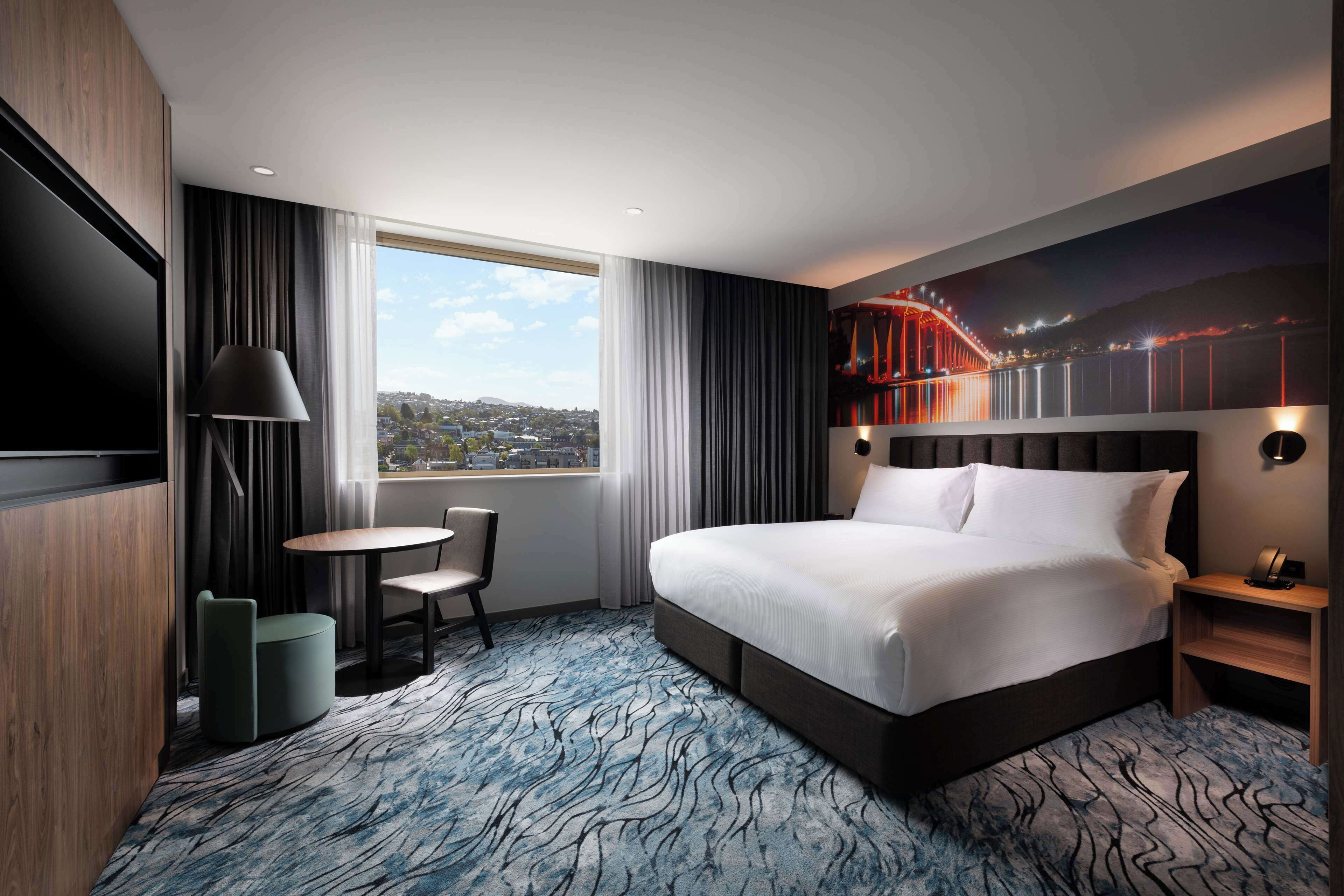 DoubleTree by Hilton Hobart