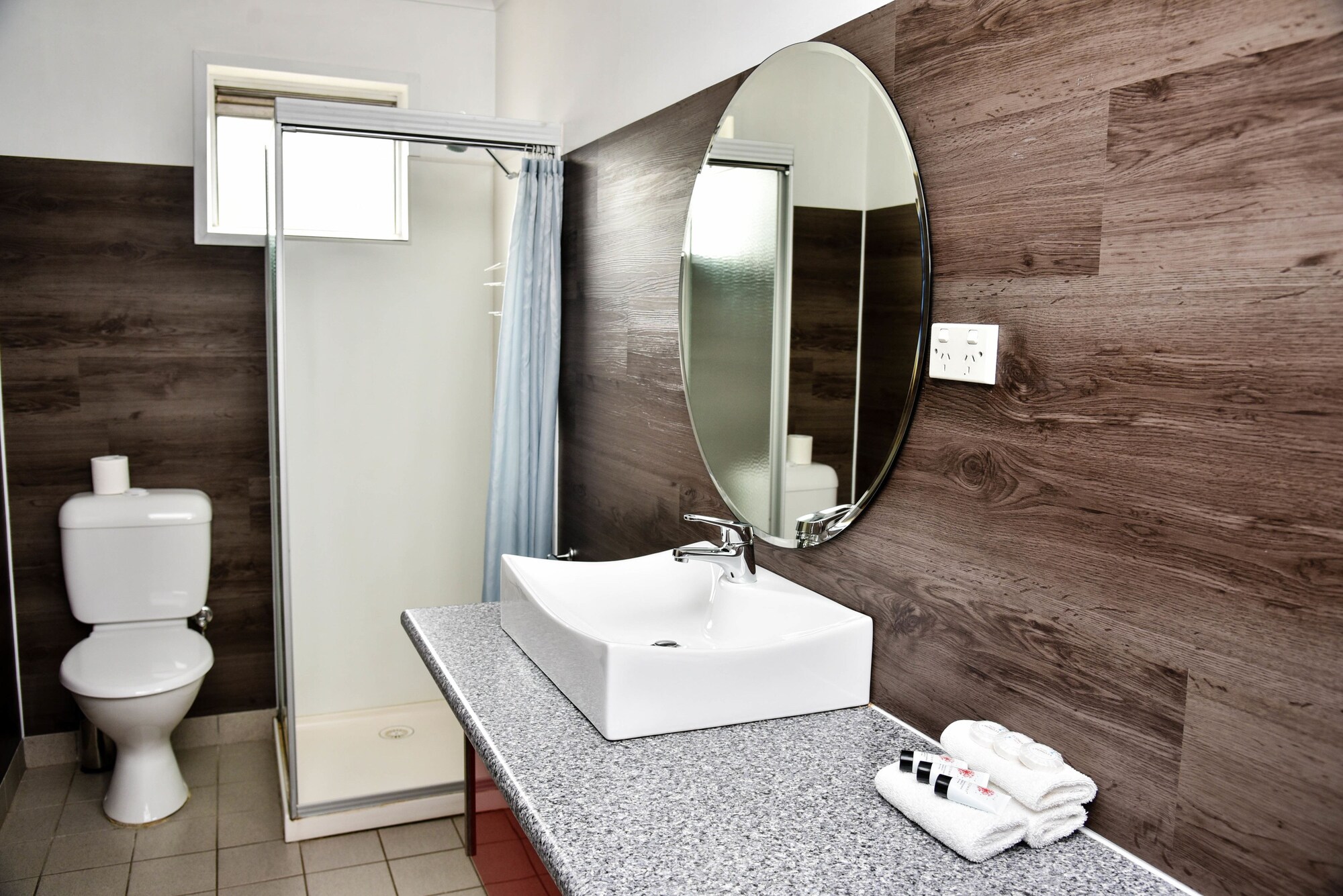Hobart Tower Motel