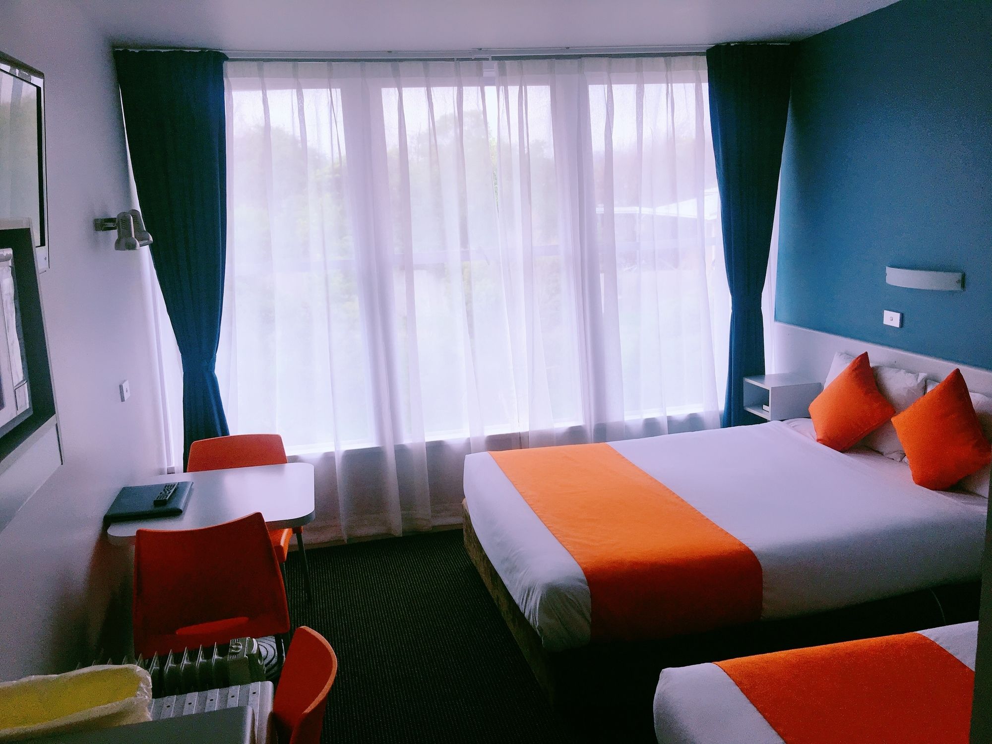 Leisure Inn Waterfront Lodge