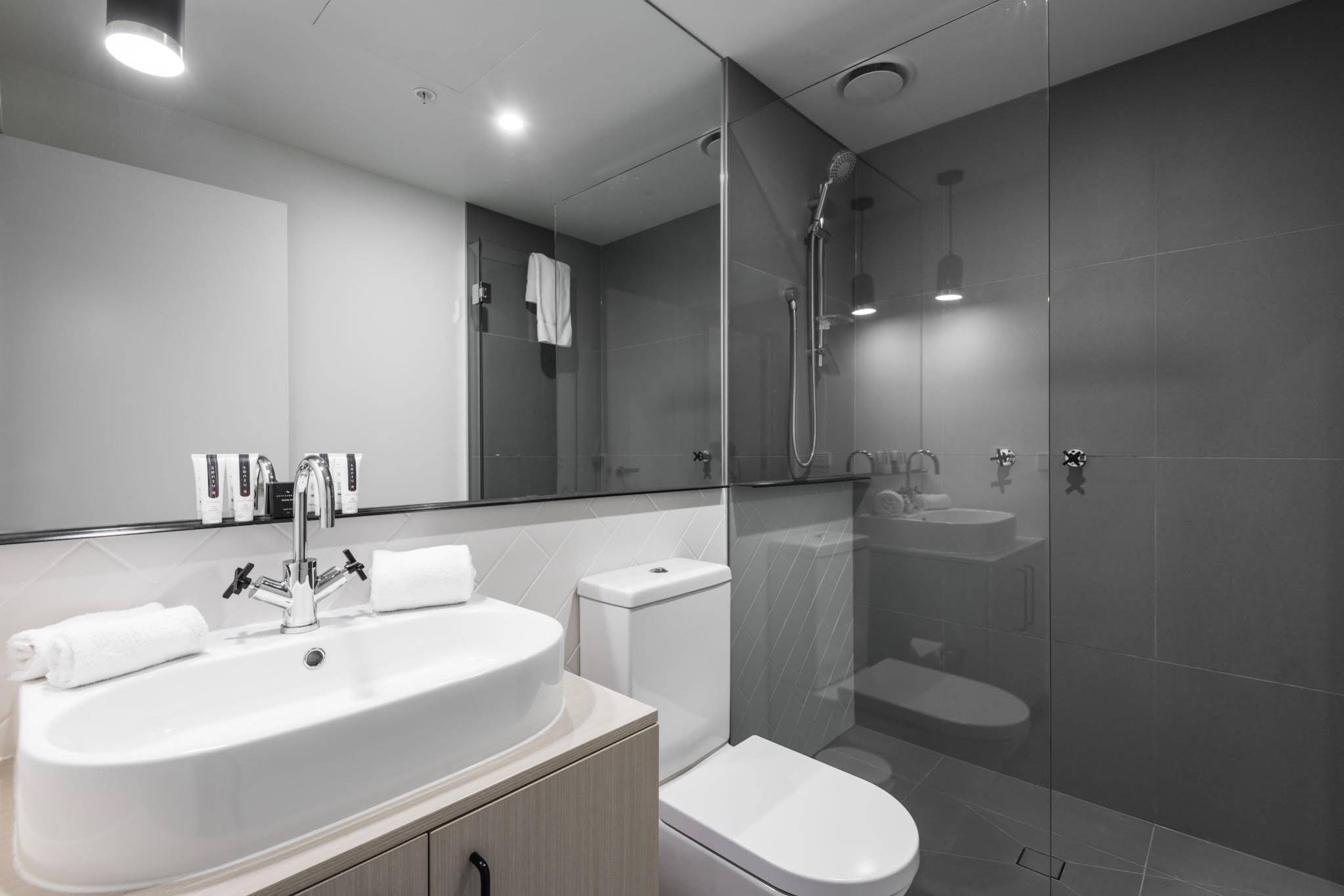 Playhouse Apartment Hotel