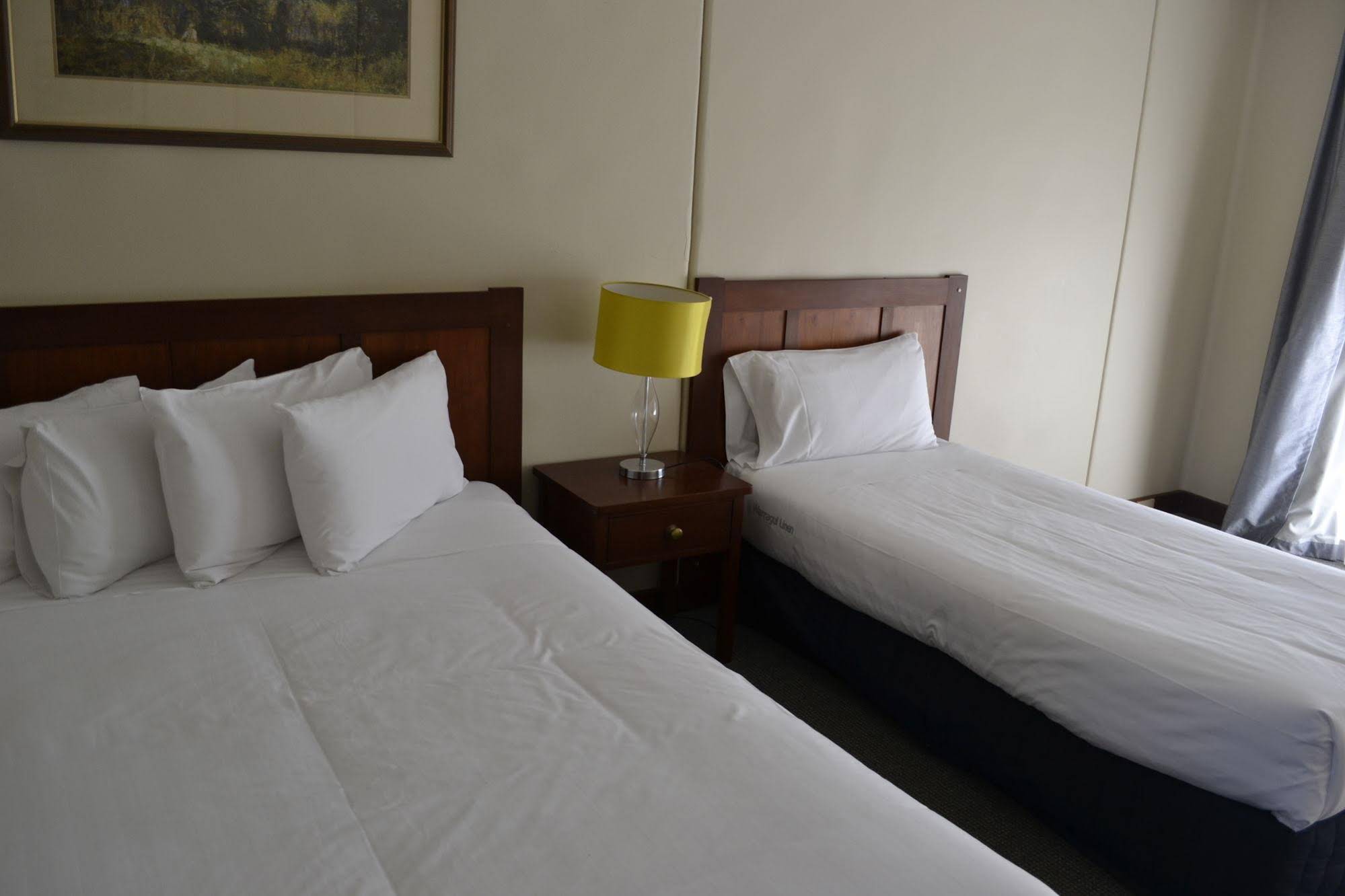 Sunnymead Hotel