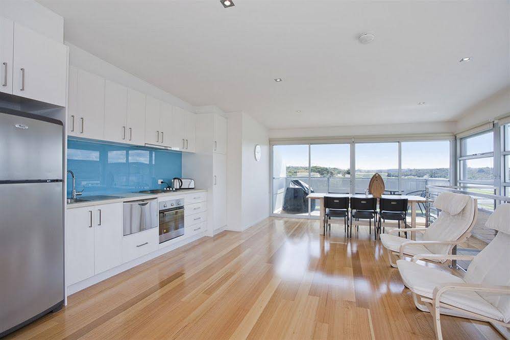 Four Kings Apartments