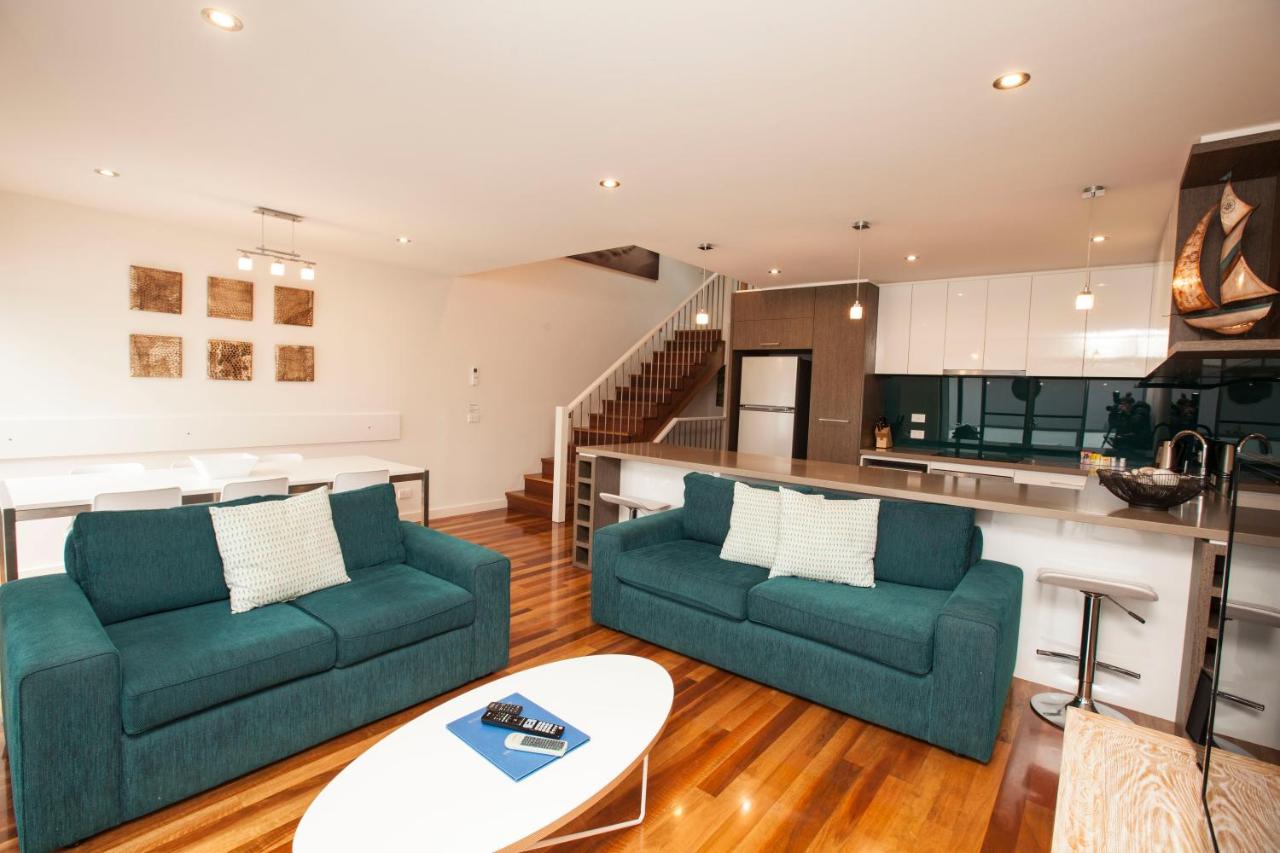 7 Falls Apartments