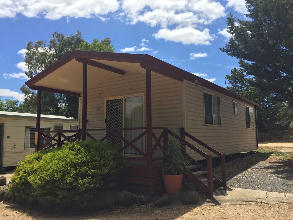 Acacia Caravan Park