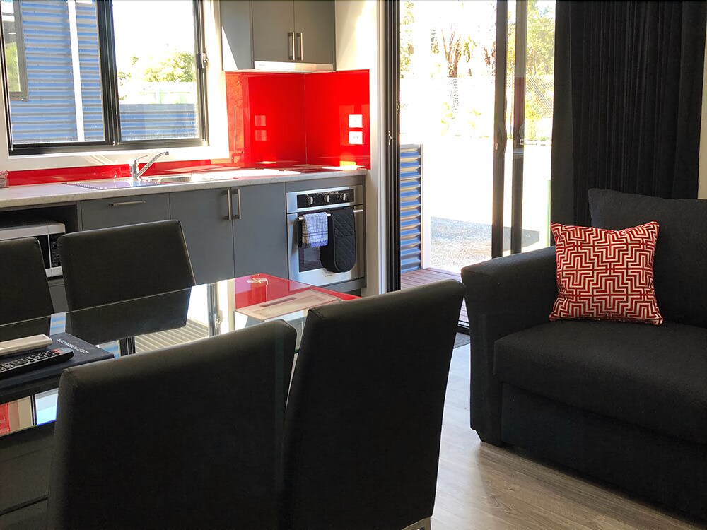 Acacia Caravan Park