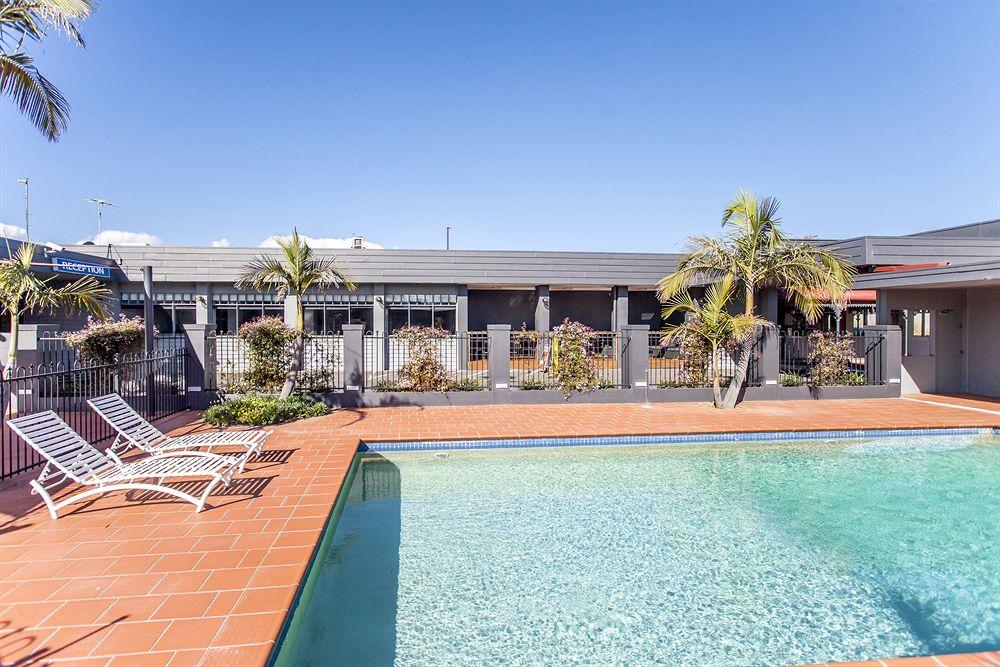 Sunshine Motor Inn
