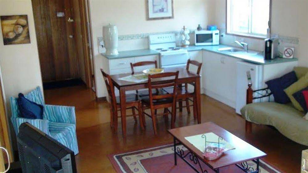 Avoca Cottages