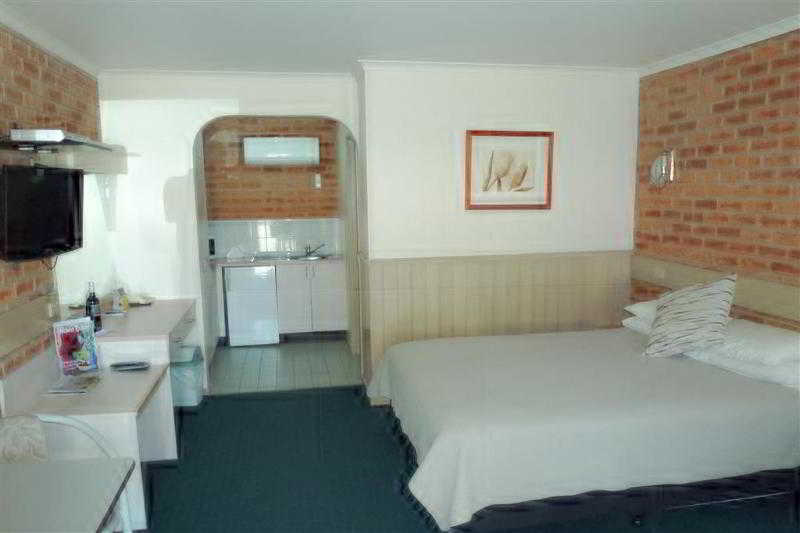 Colonial Motor Inn Bairnsdale