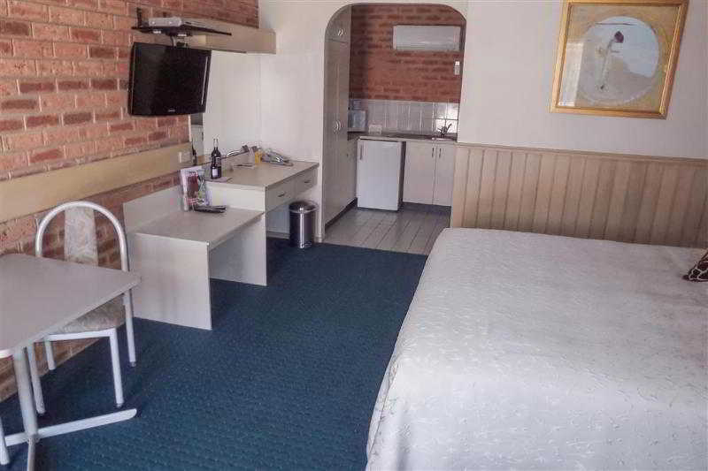 Colonial Motor Inn Bairnsdale
