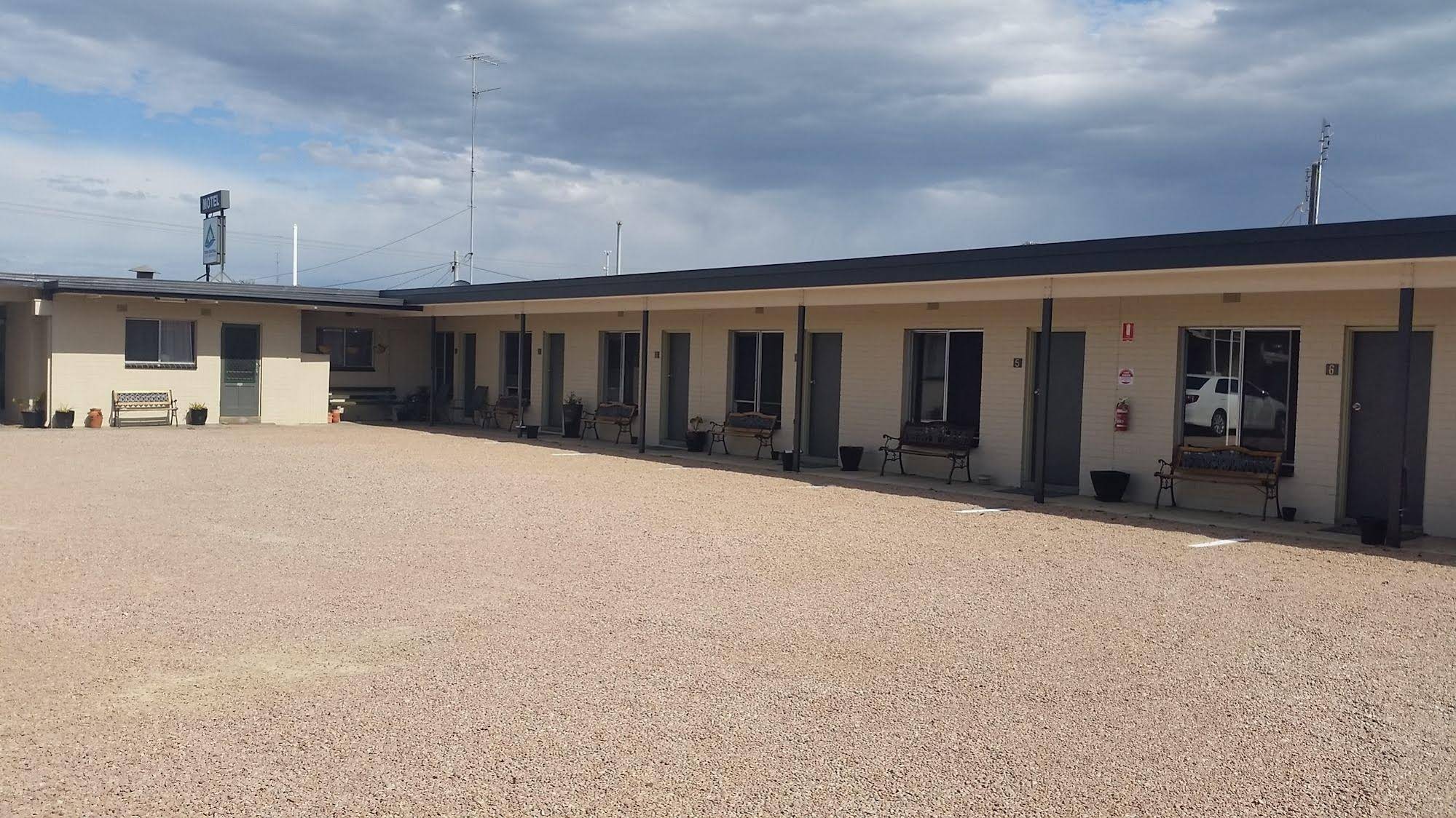Town Central Motel