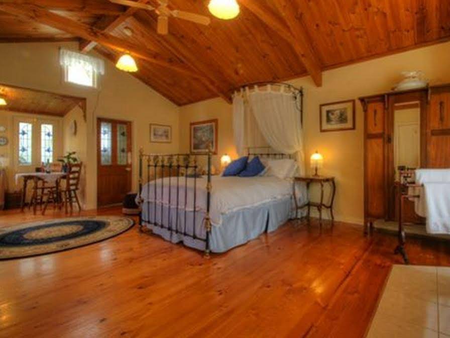 Braeside Garden Cottages