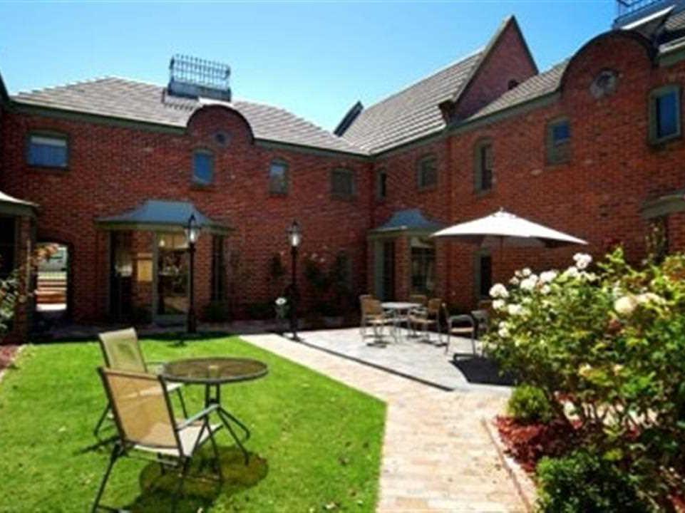 Ballarat Mews