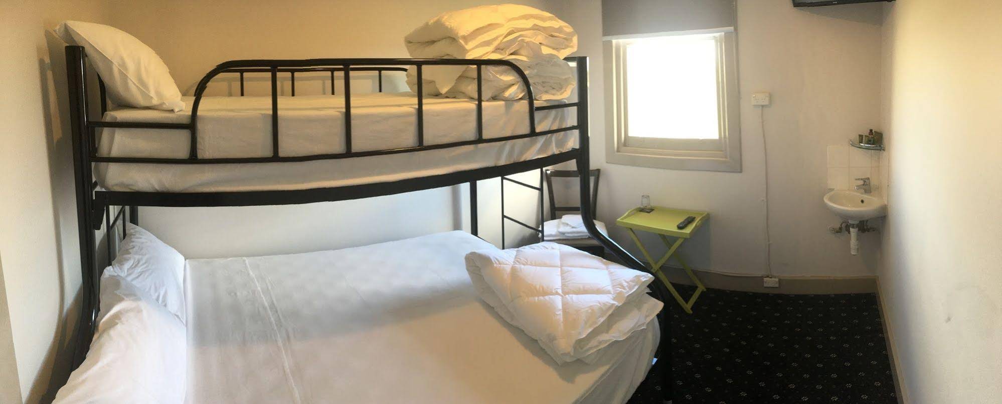 Rooms at Carboni's