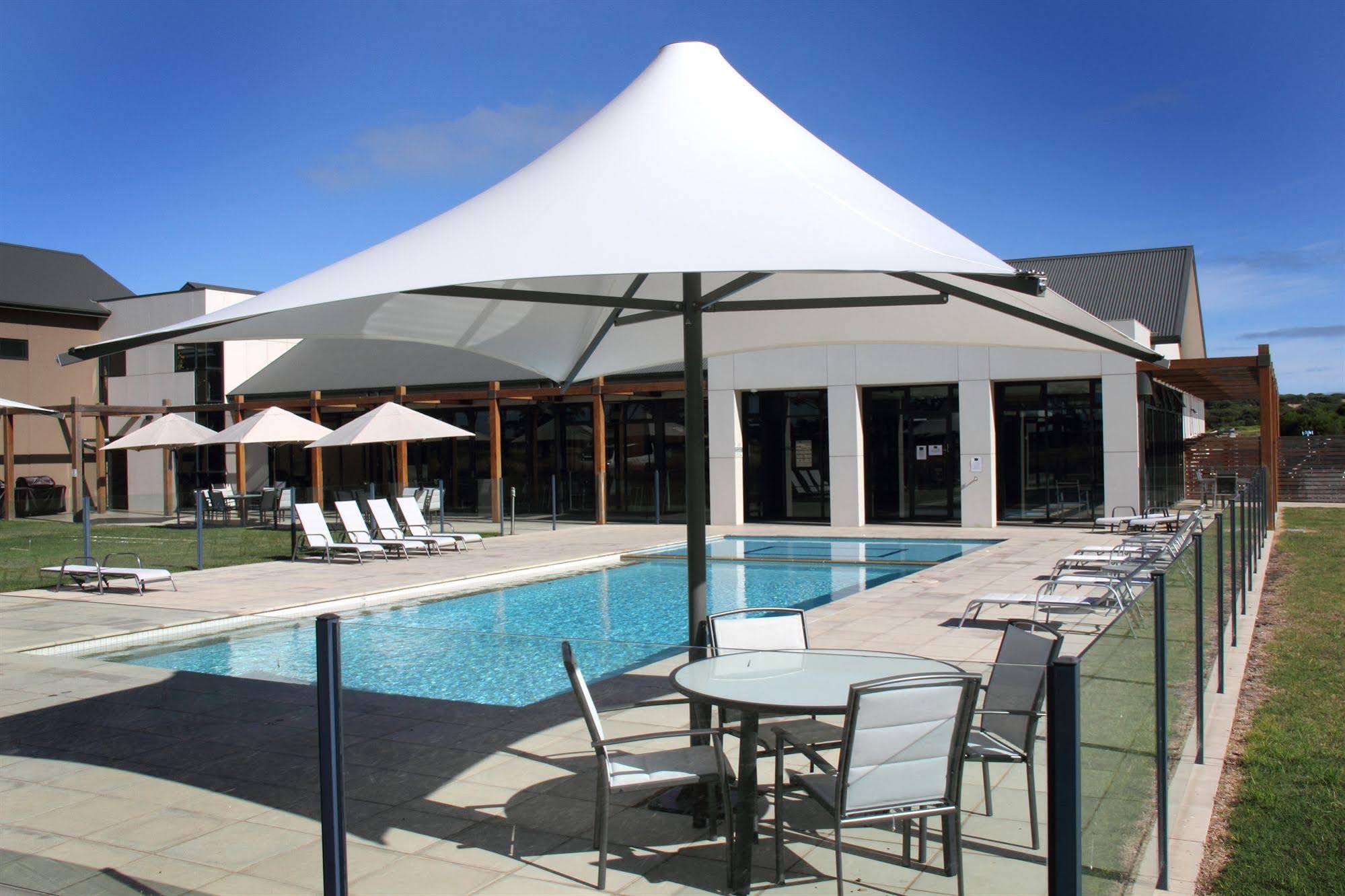 Barwon Heads Resort at 13th Beach