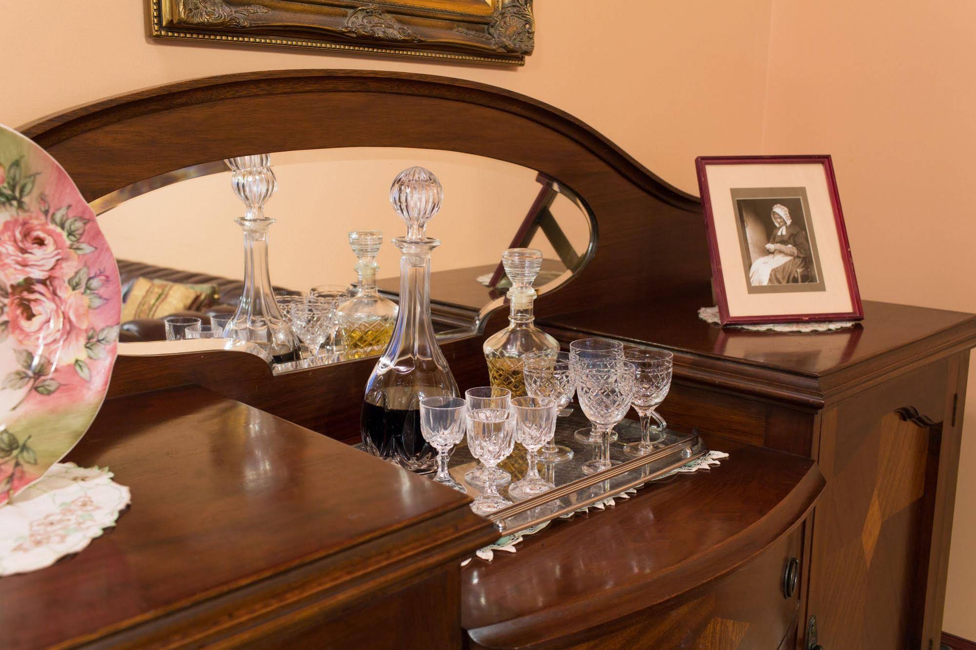 Barnsley House Bed & Breakfast