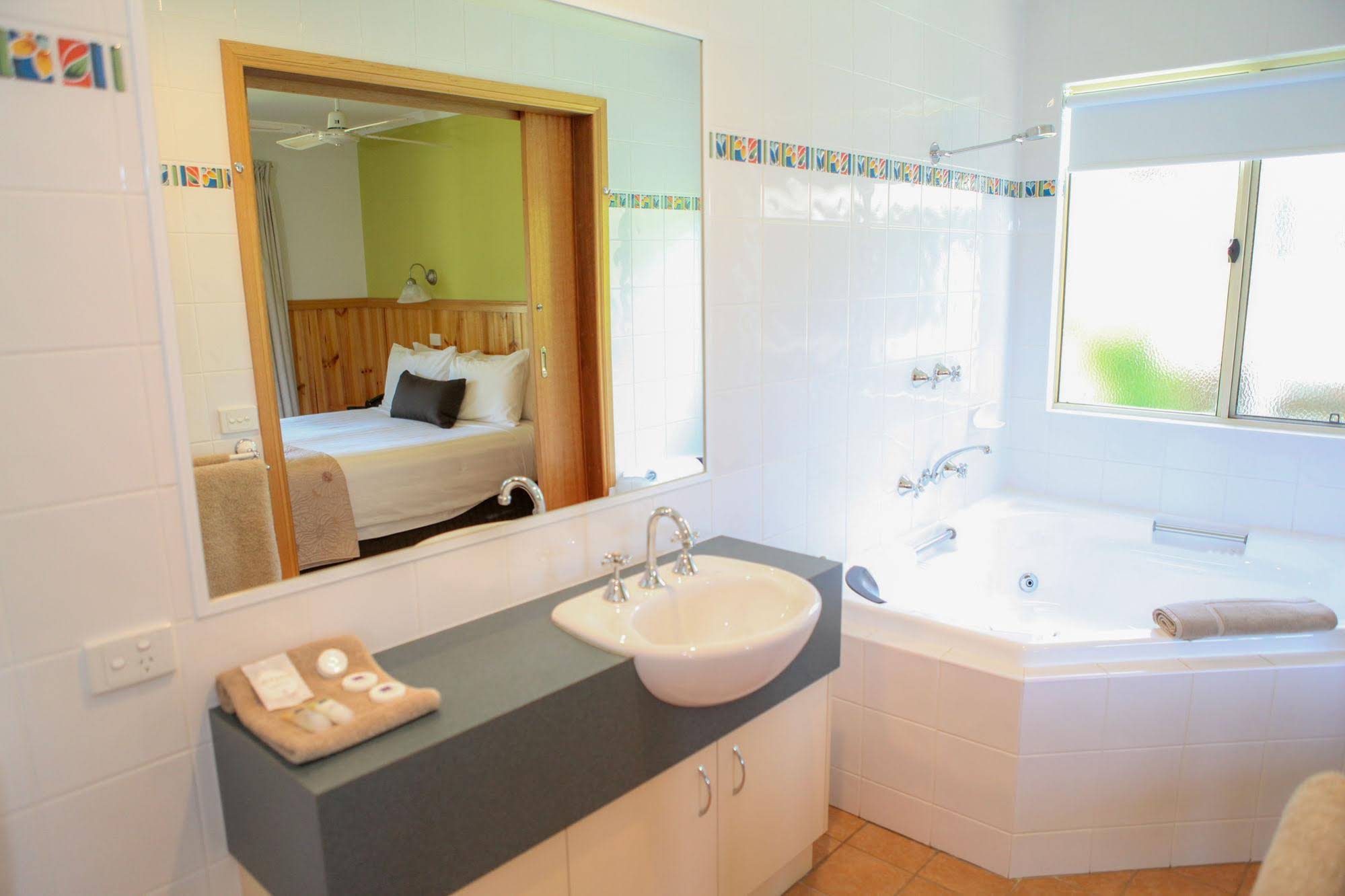 Golden Heritage Spa Cottages