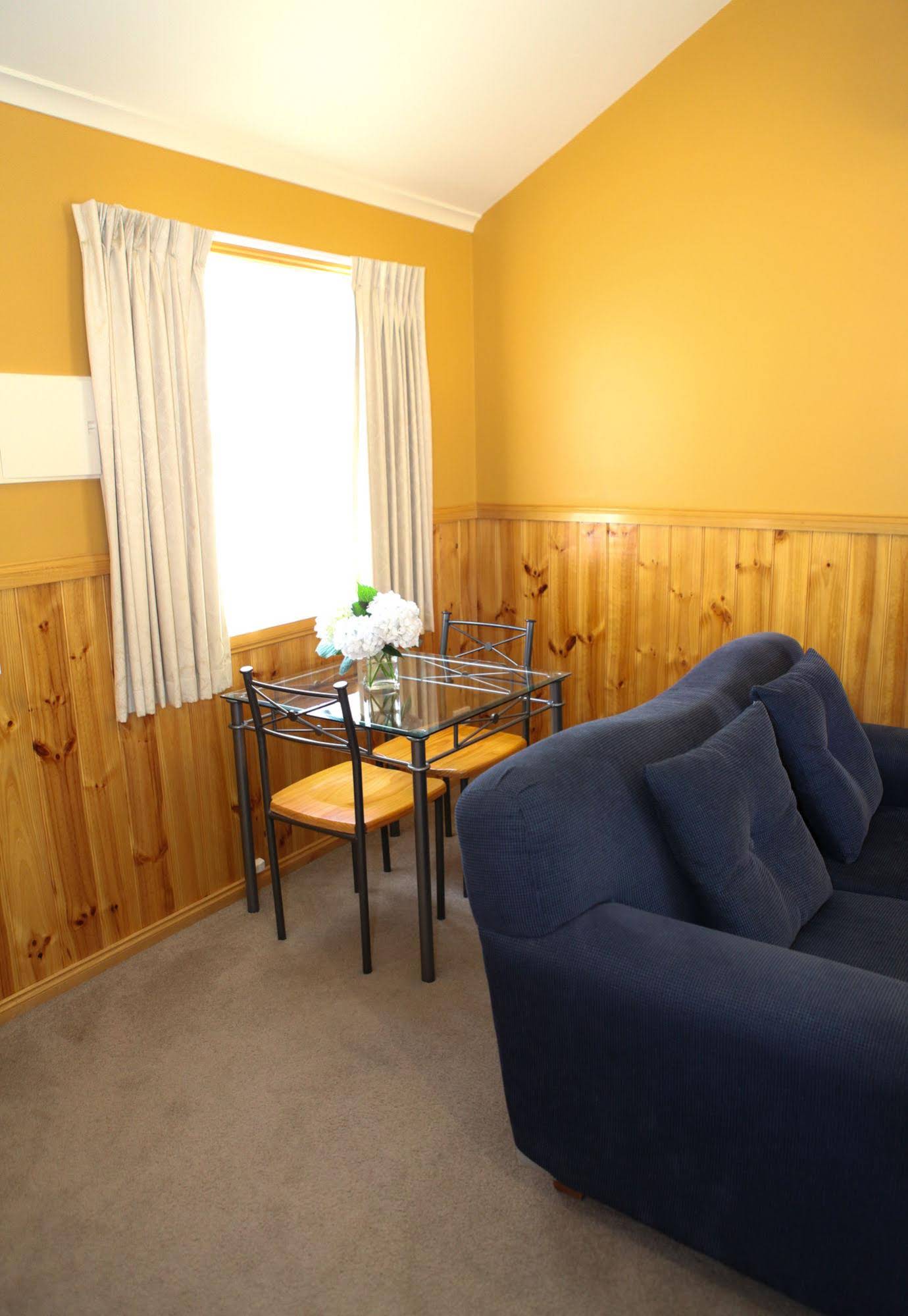 Golden Heritage Spa Cottages