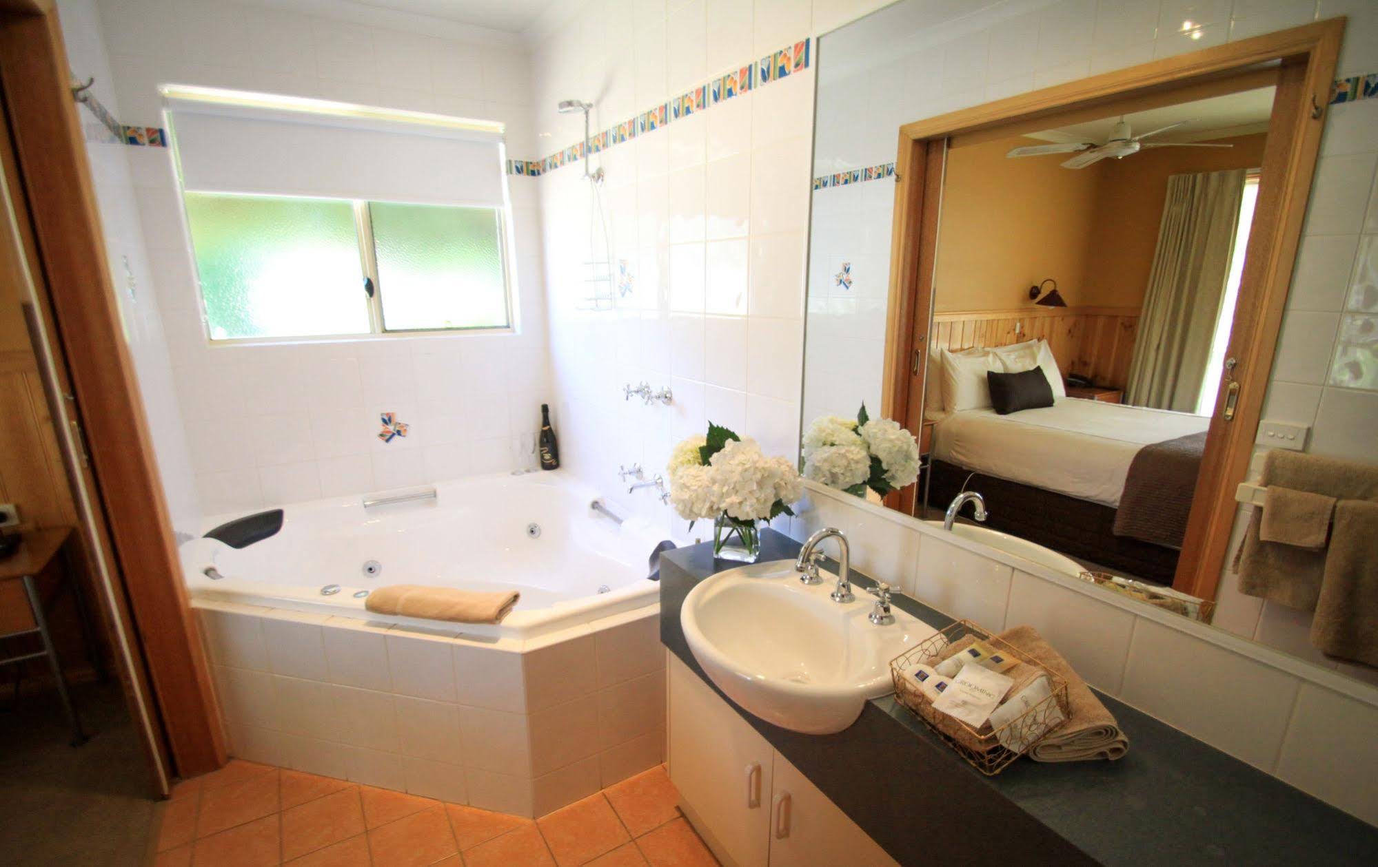 Golden Heritage Spa Cottages