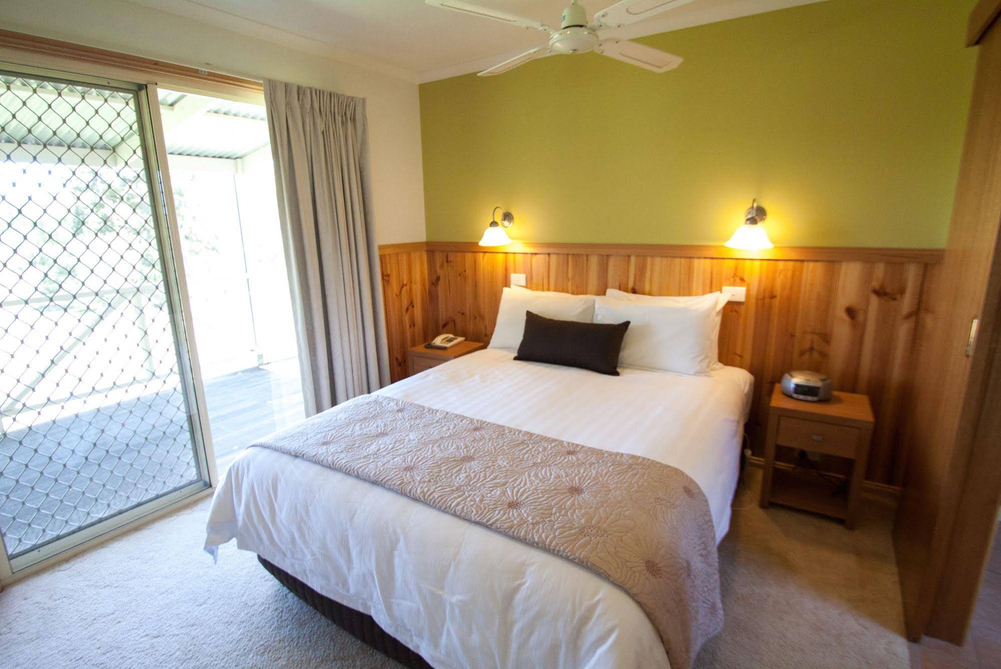 Golden Heritage Spa Cottages