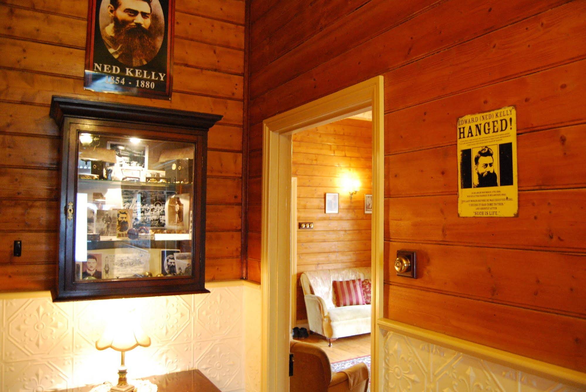 Kelly and Wright Luxury Accommodation