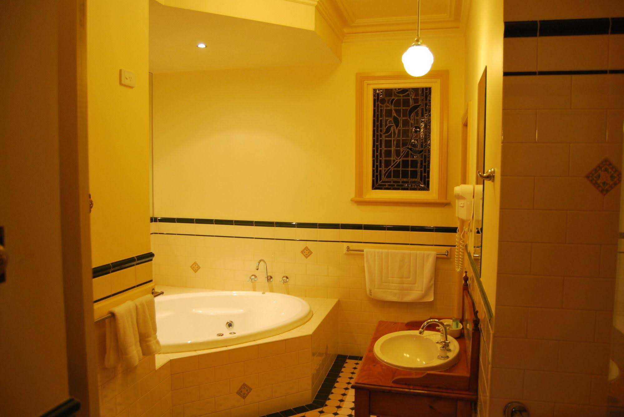 Kelly and Wright Luxury Accommodation