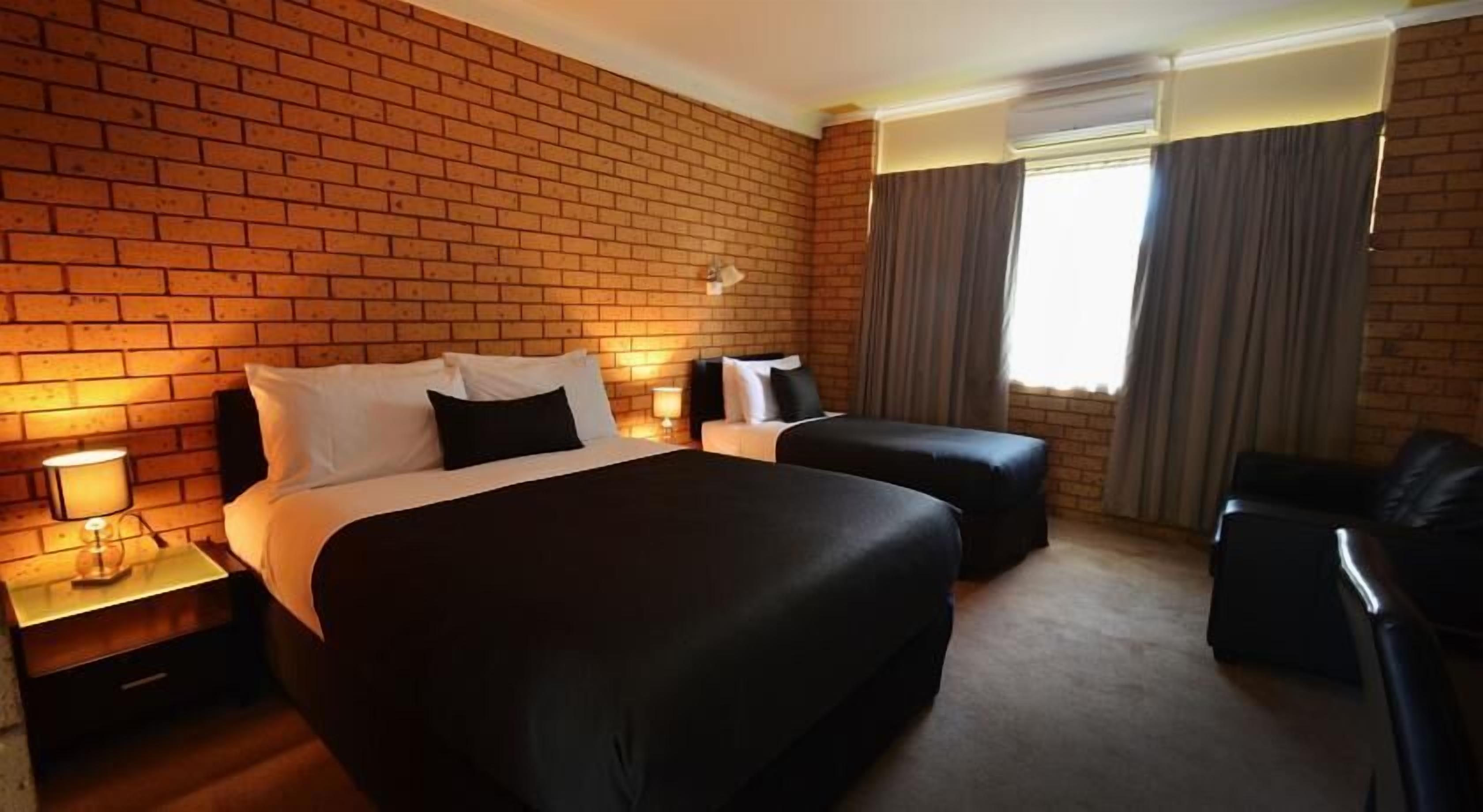 Avondel Motor Inn