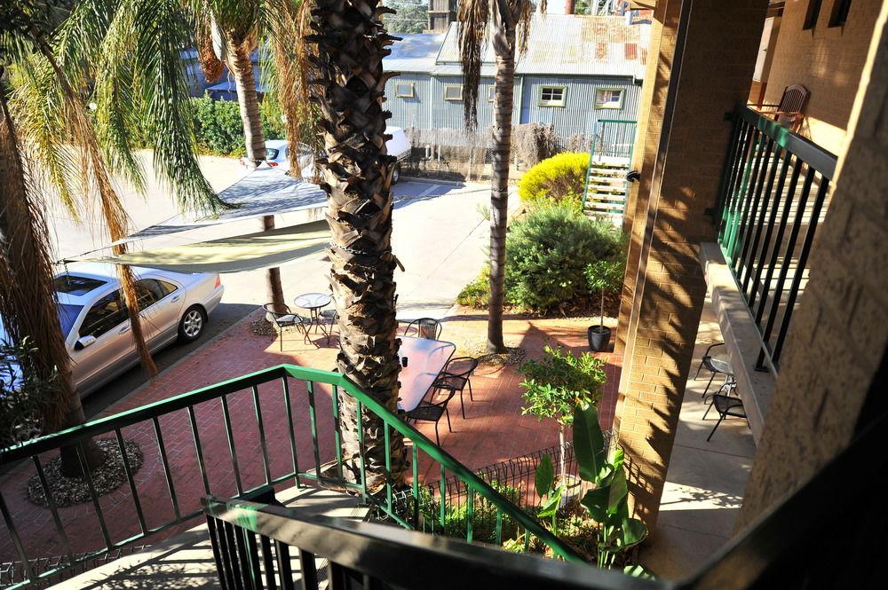 Central Deborah Motel
