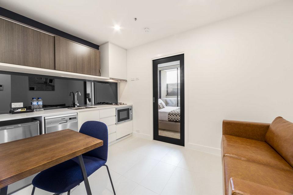 Whitehorse Apartment Hotel