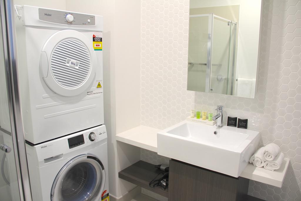 Whitehorse Apartment Hotel