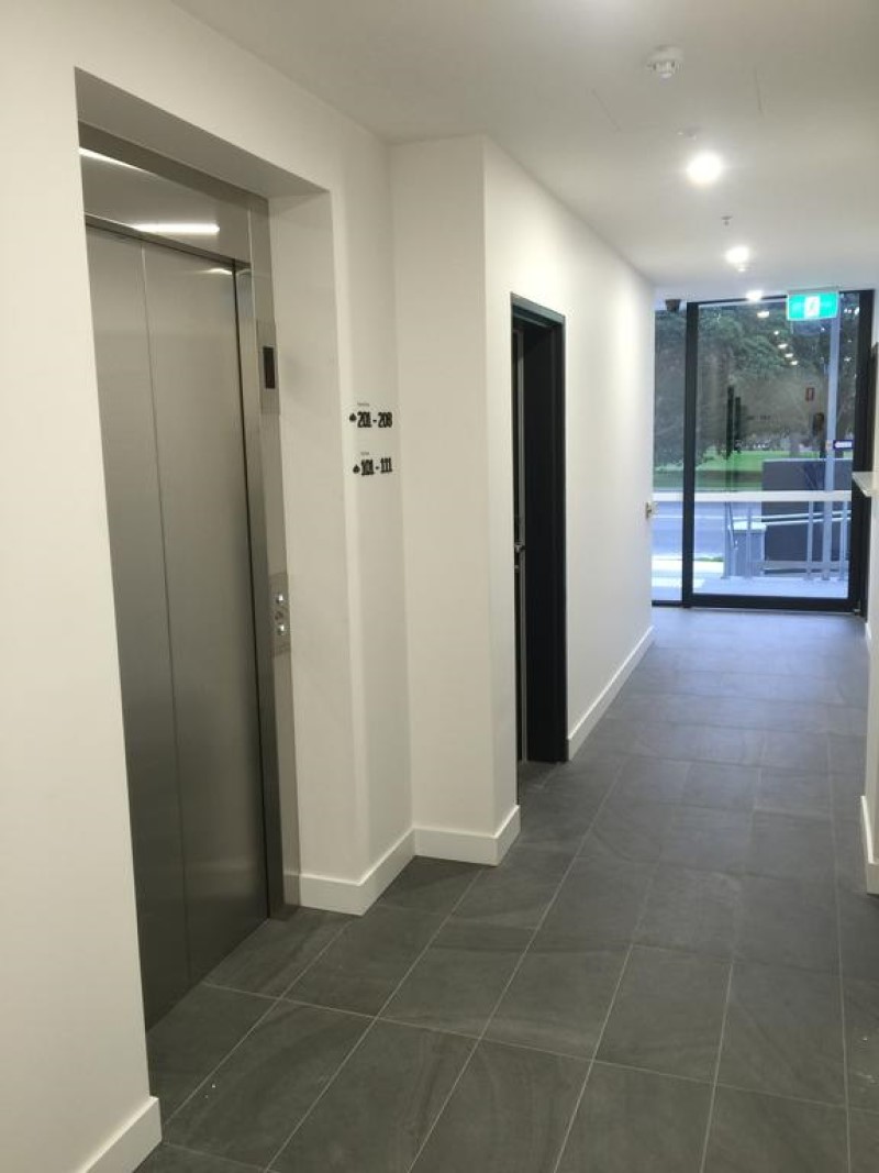 Whitehorse Apartment Hotel