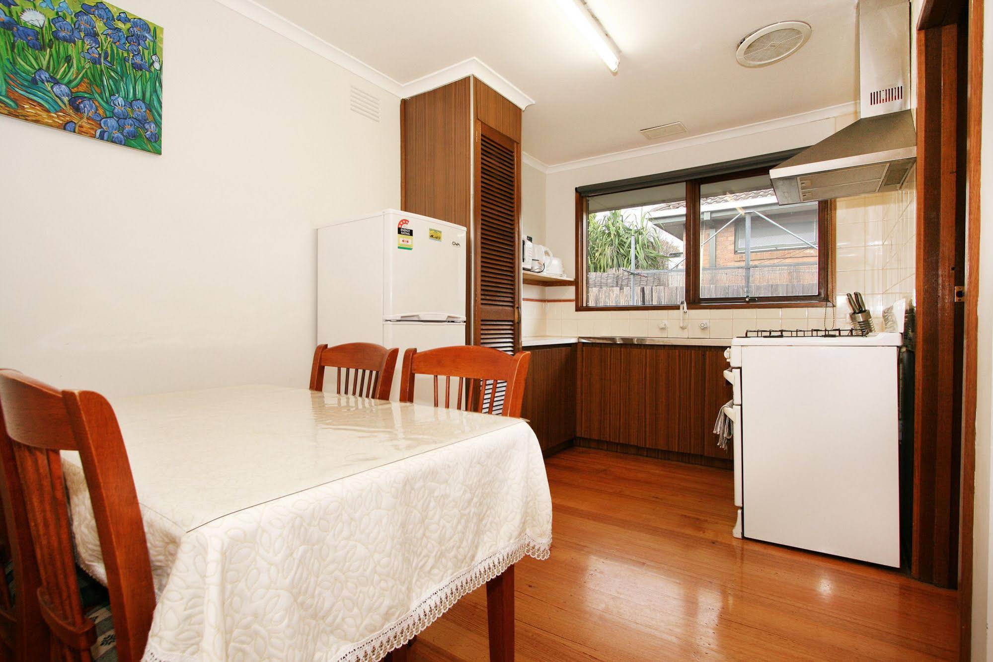 40 Thames Holiday Unit