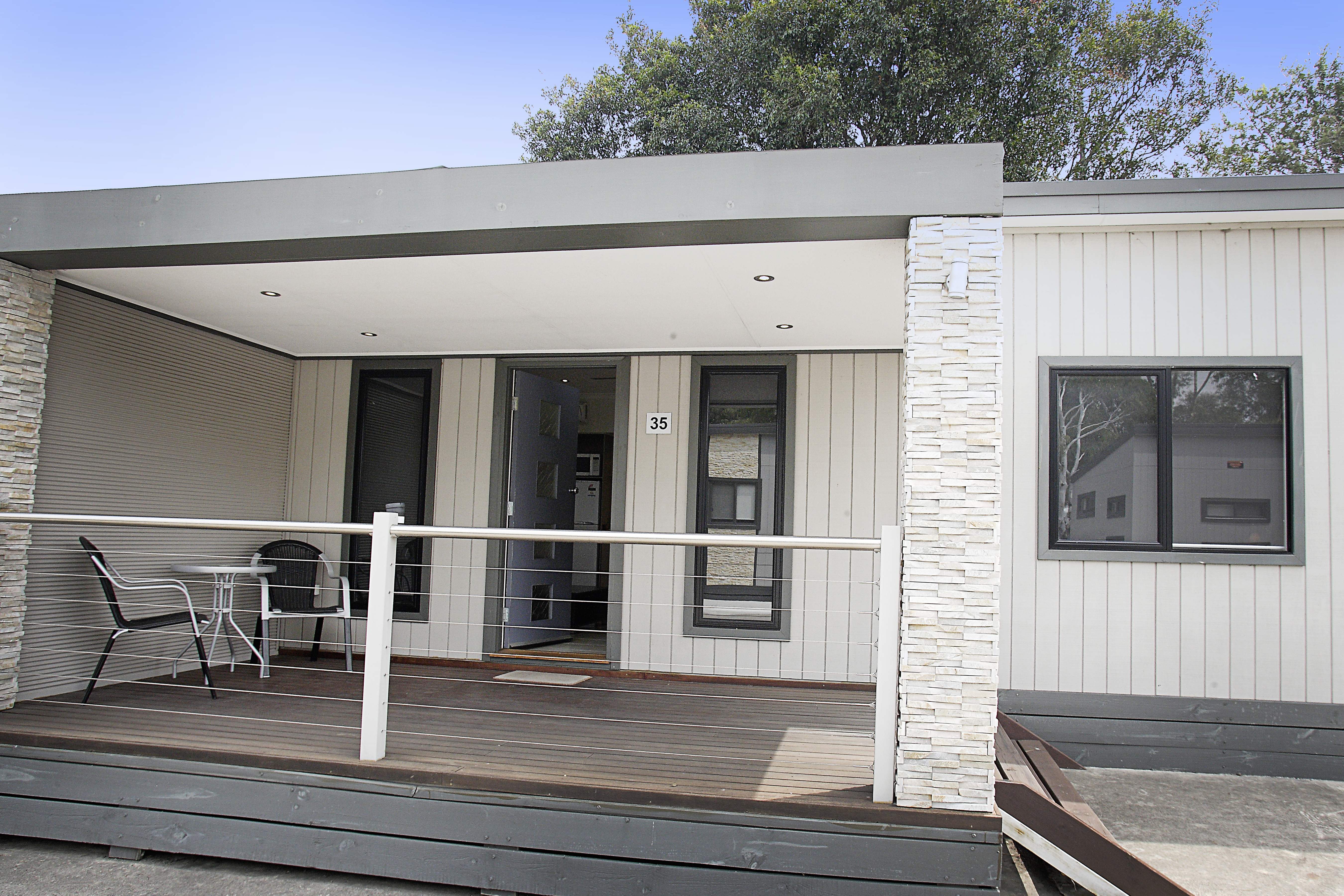 Melbourne Holiday & Caravan Park