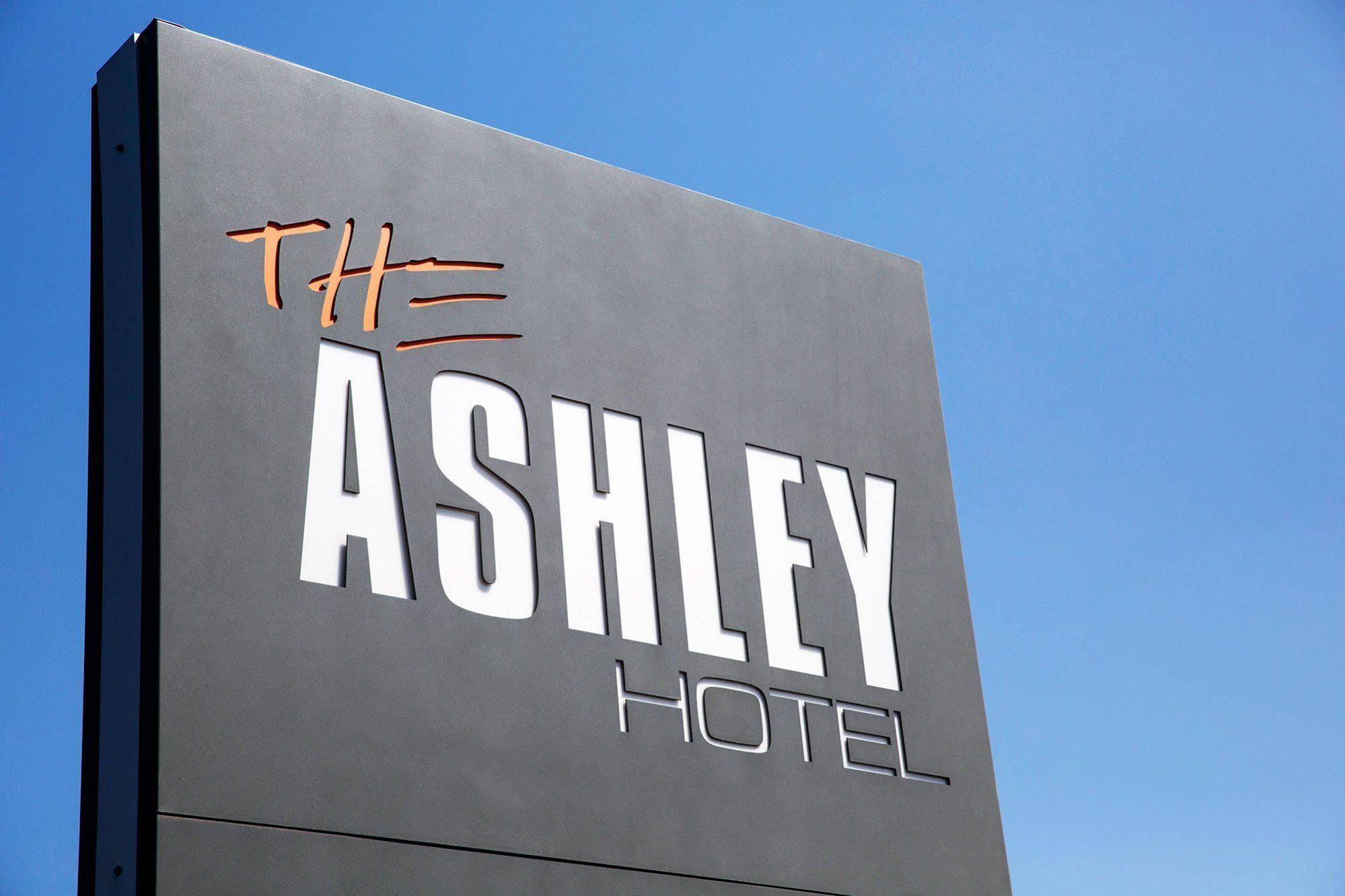 Nightcap at Ashley Hotel
