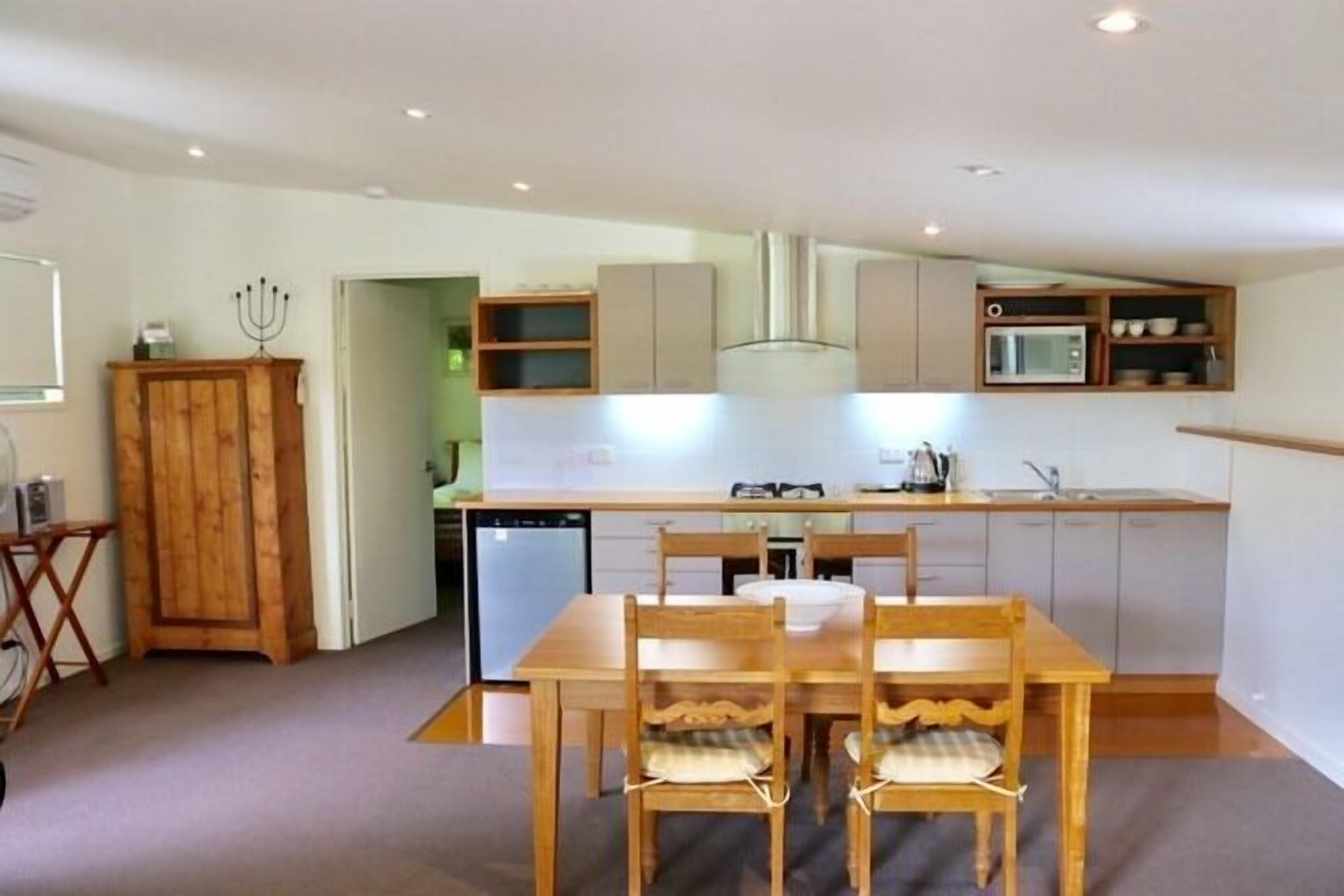Bright Woodlands Retreat