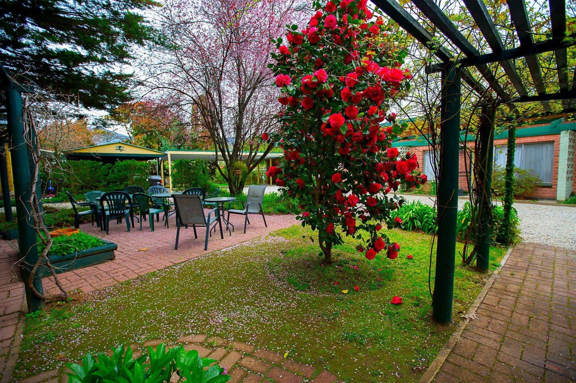 Carawatha Gardens