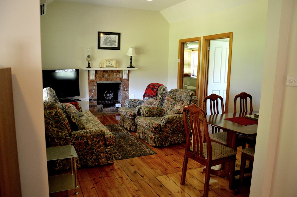 Tre-vista Lane Retreat