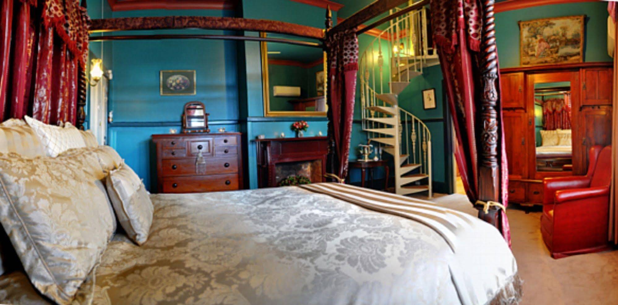 Heytesbury House
