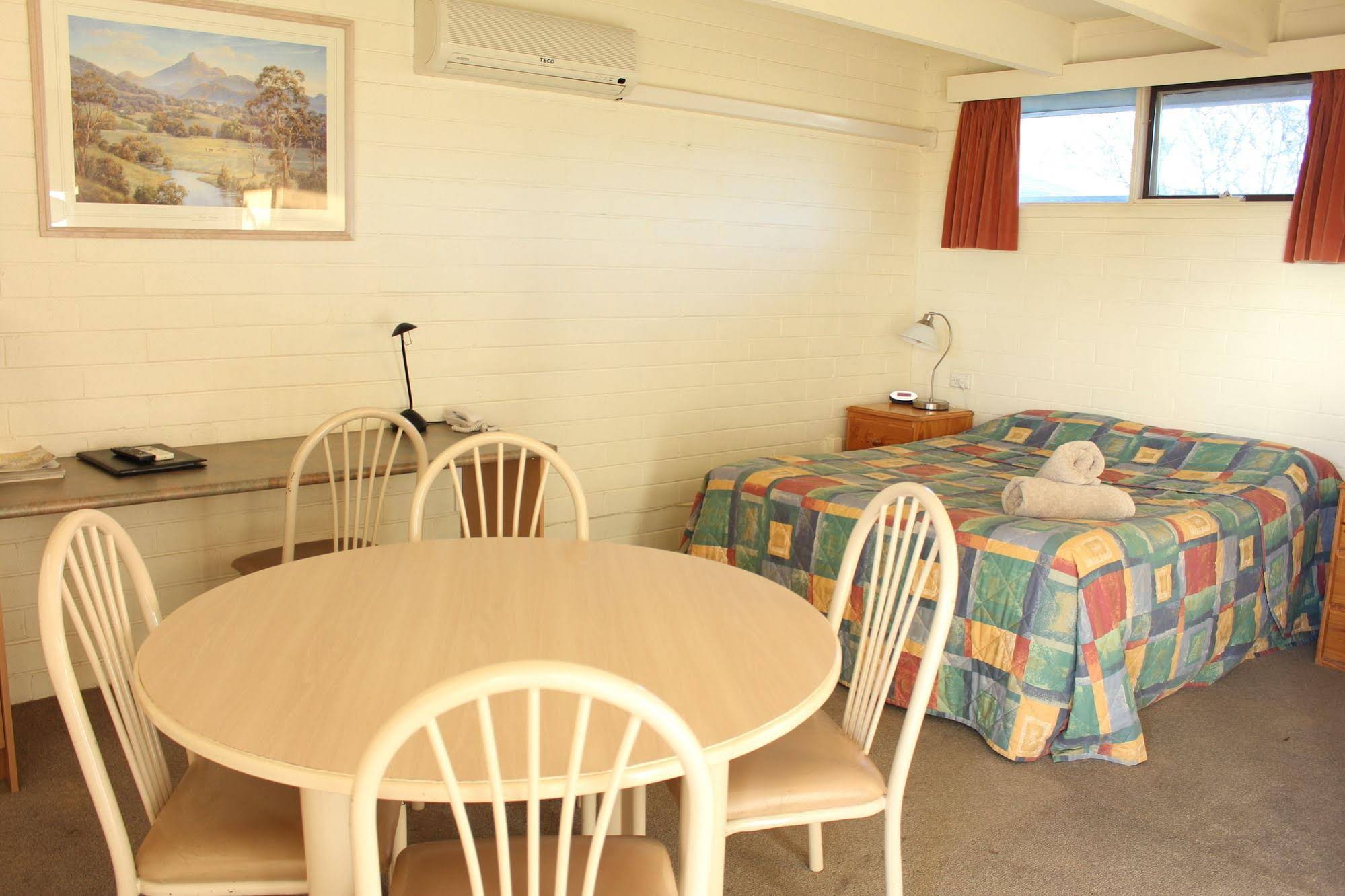 Cobram Colonial Motor Inn