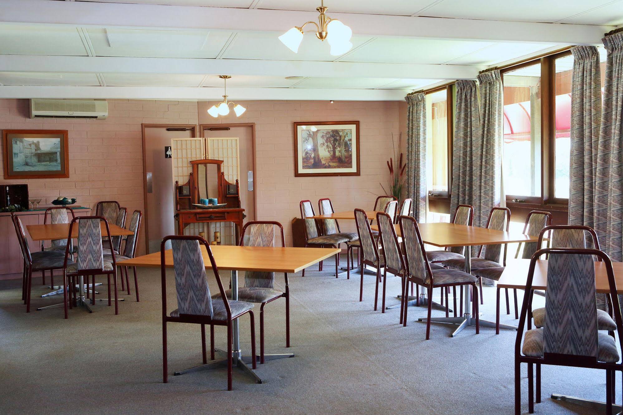 Cobram Colonial Motor Inn