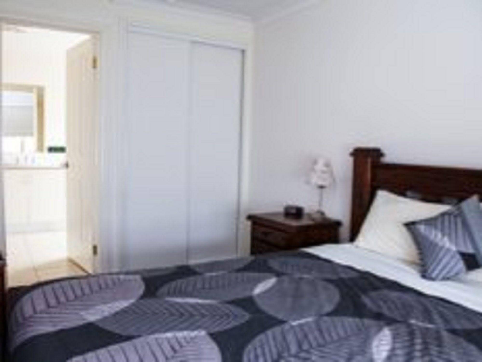 Baronga Motor Inn