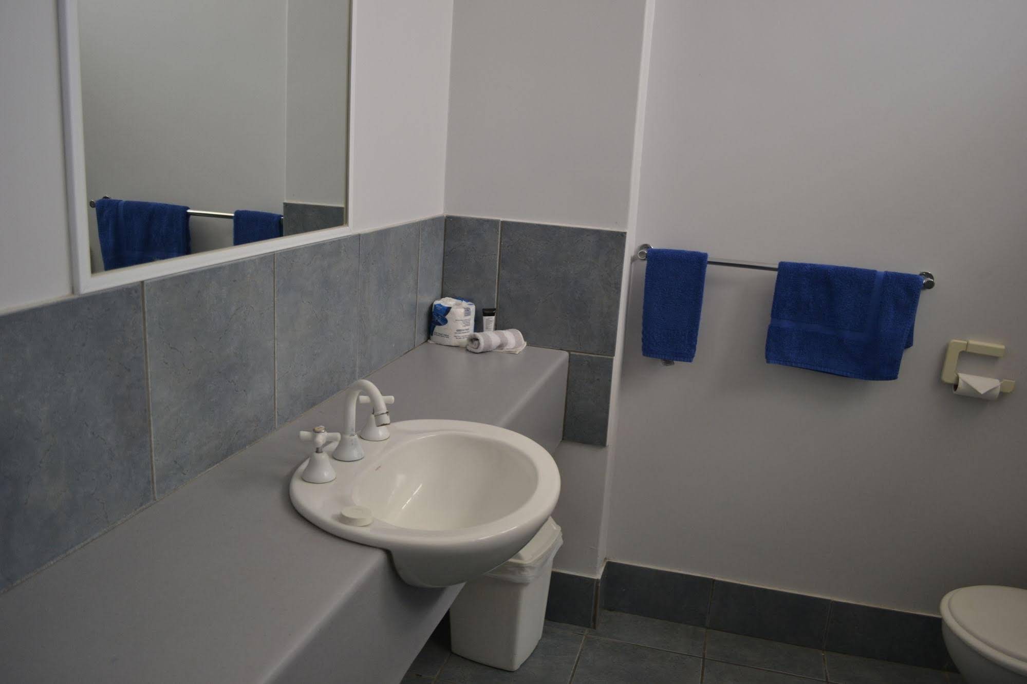Colac Central Hotel-Motel