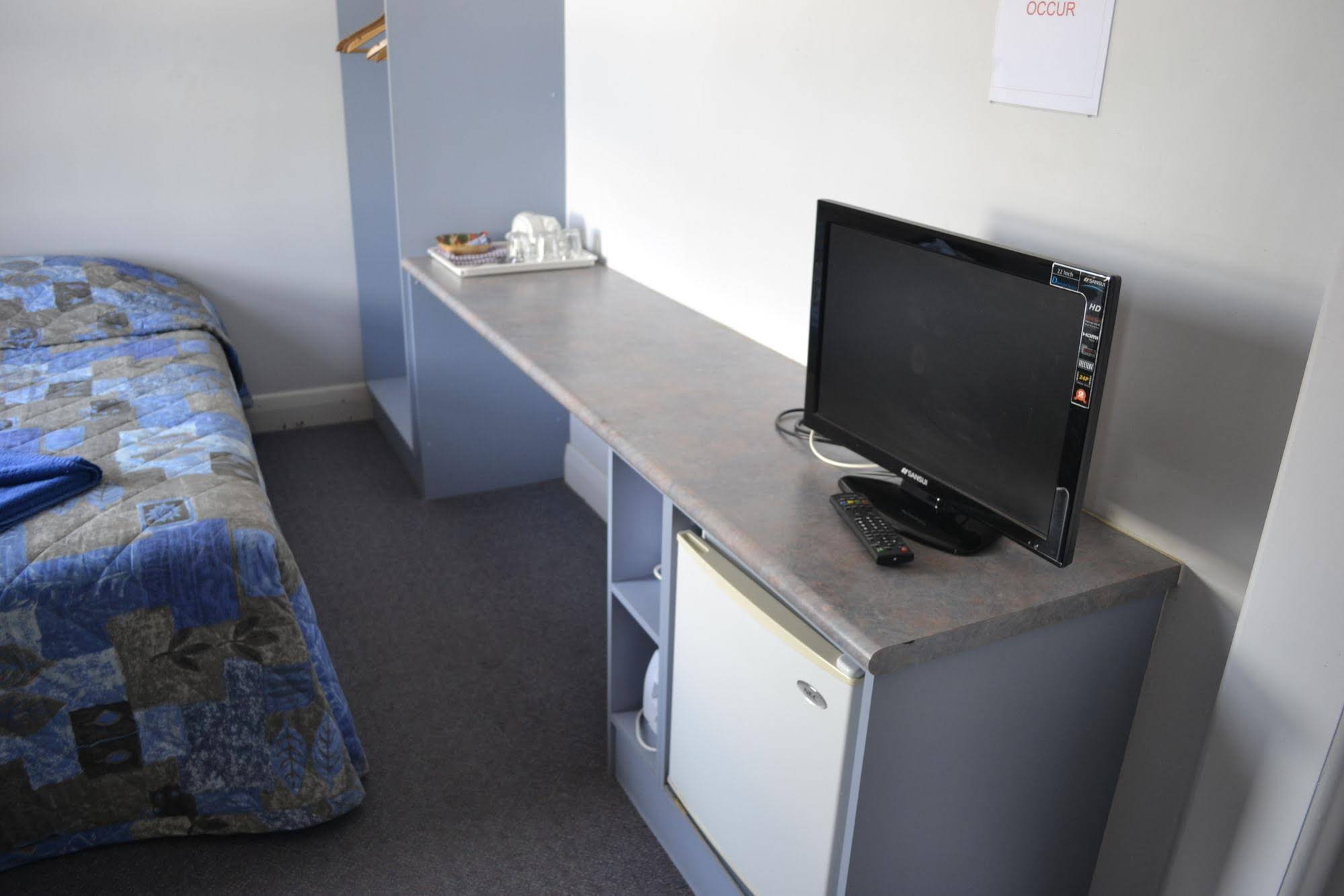 Colac Central Hotel-Motel