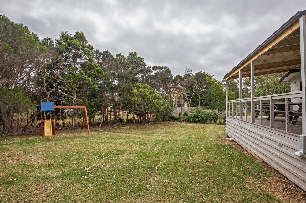 Bay Breeze Retreat