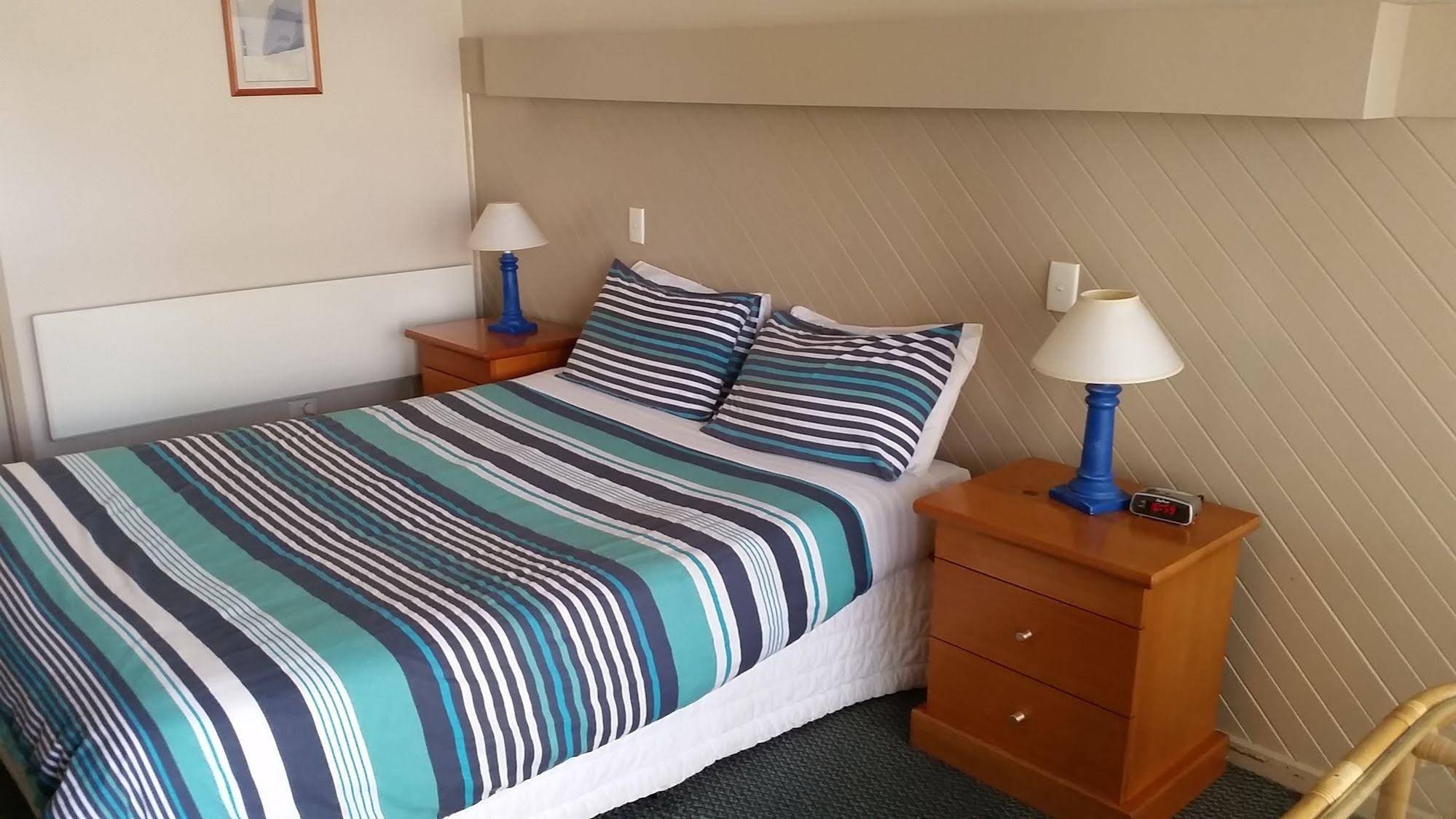 Coachman Motel & Holiday Units