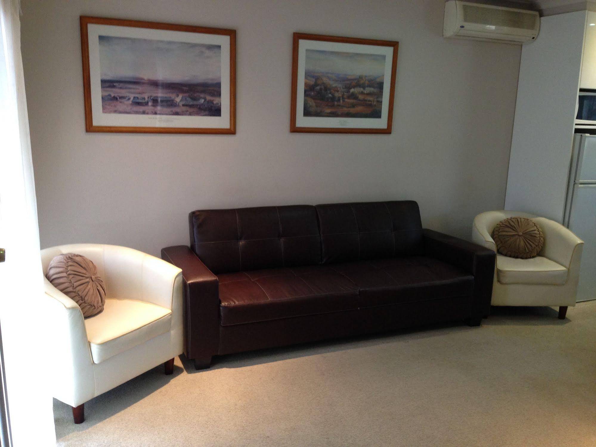 Coachman Motel & Holiday Units