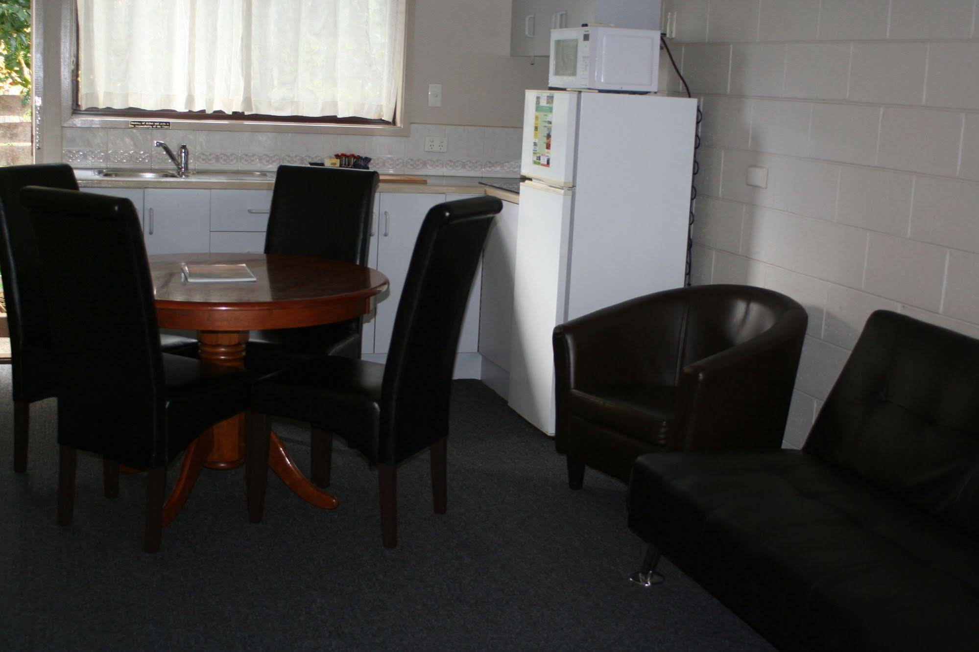 Coachman Motel & Holiday Units
