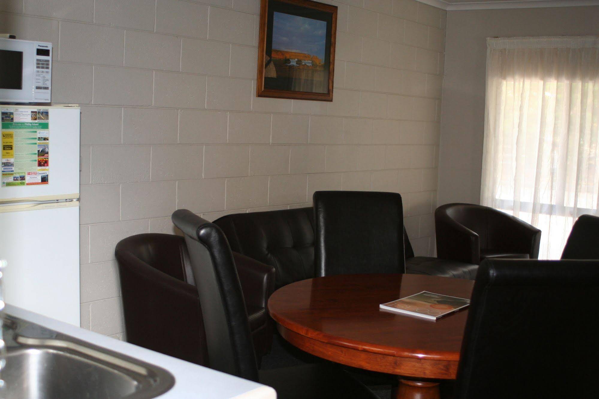 Coachman Motel & Holiday Units