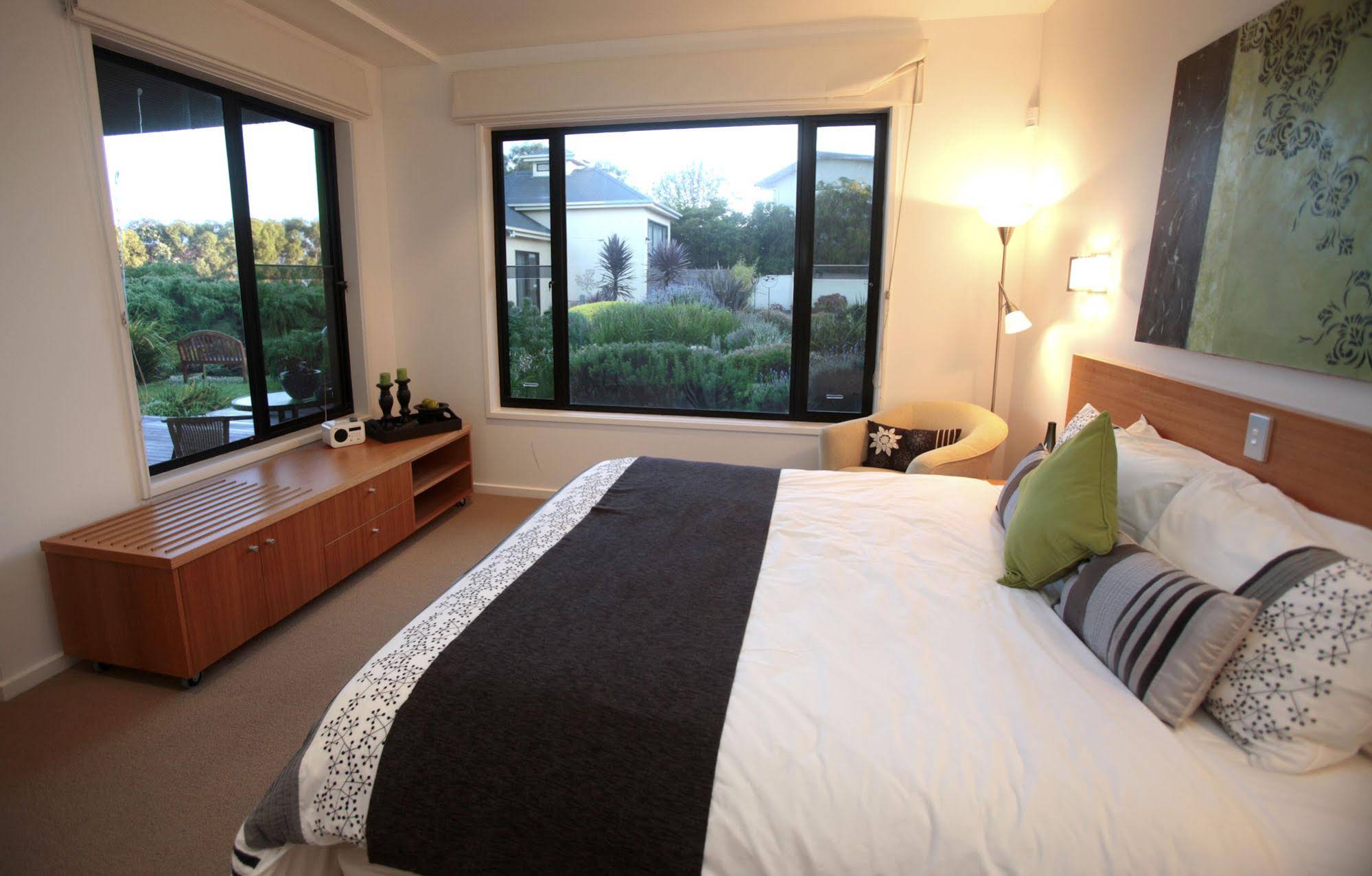 Hilltop Apartments Phillip Island